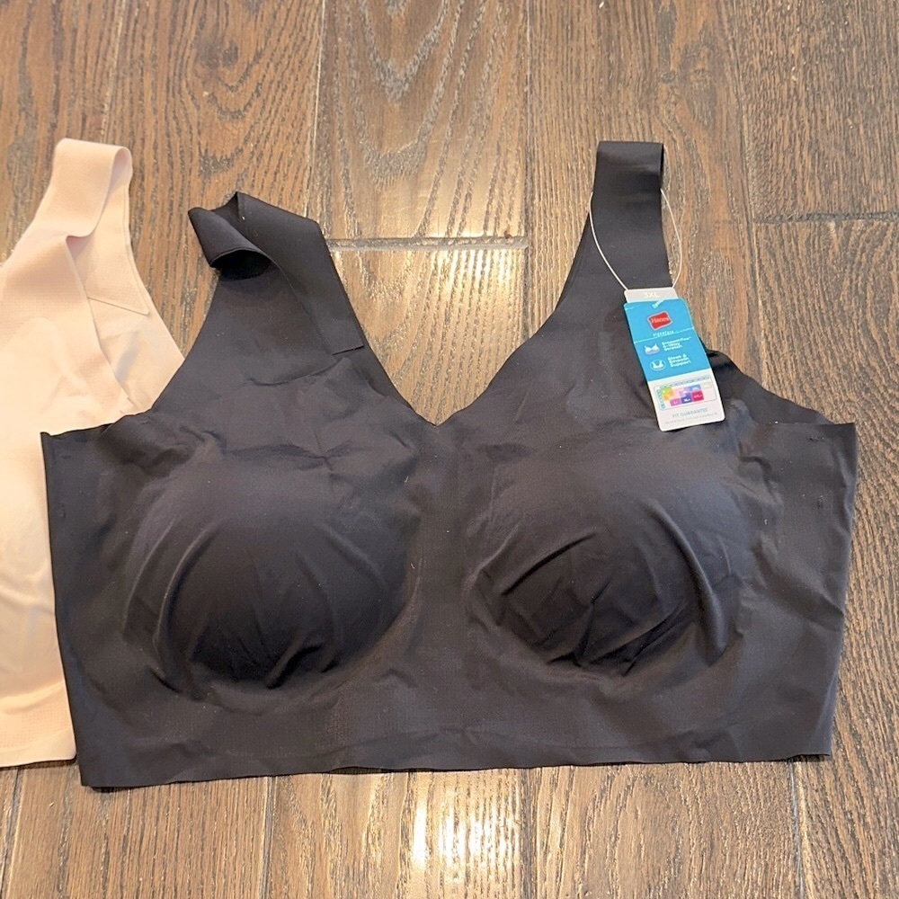 Hanes set of 2 Black Wireless Bra smoothtec 4 way stretch new with tags size 3XL